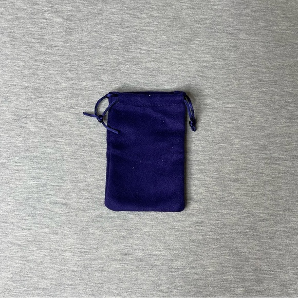 Tory Burch 5.5 x 6” Purple Drawstring Velvet Jewelry Gift Bag - Picture 1 of 10